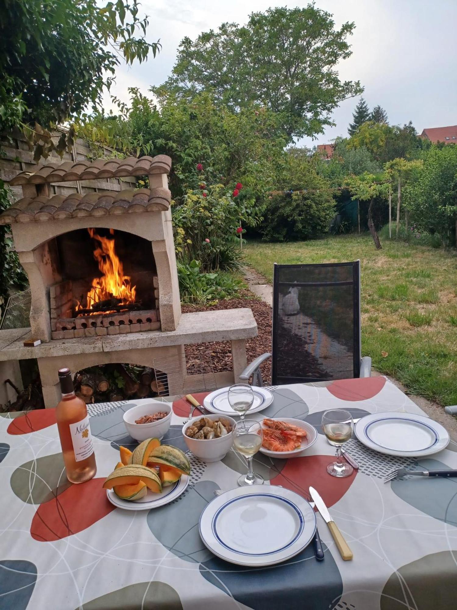 Nice House, Garden And Bbq 3Km From The Beach / Jolie Maison, Jardin Et Bbq A 3 Km De La Plage Coudekerque-Branche Екстер'єр фото